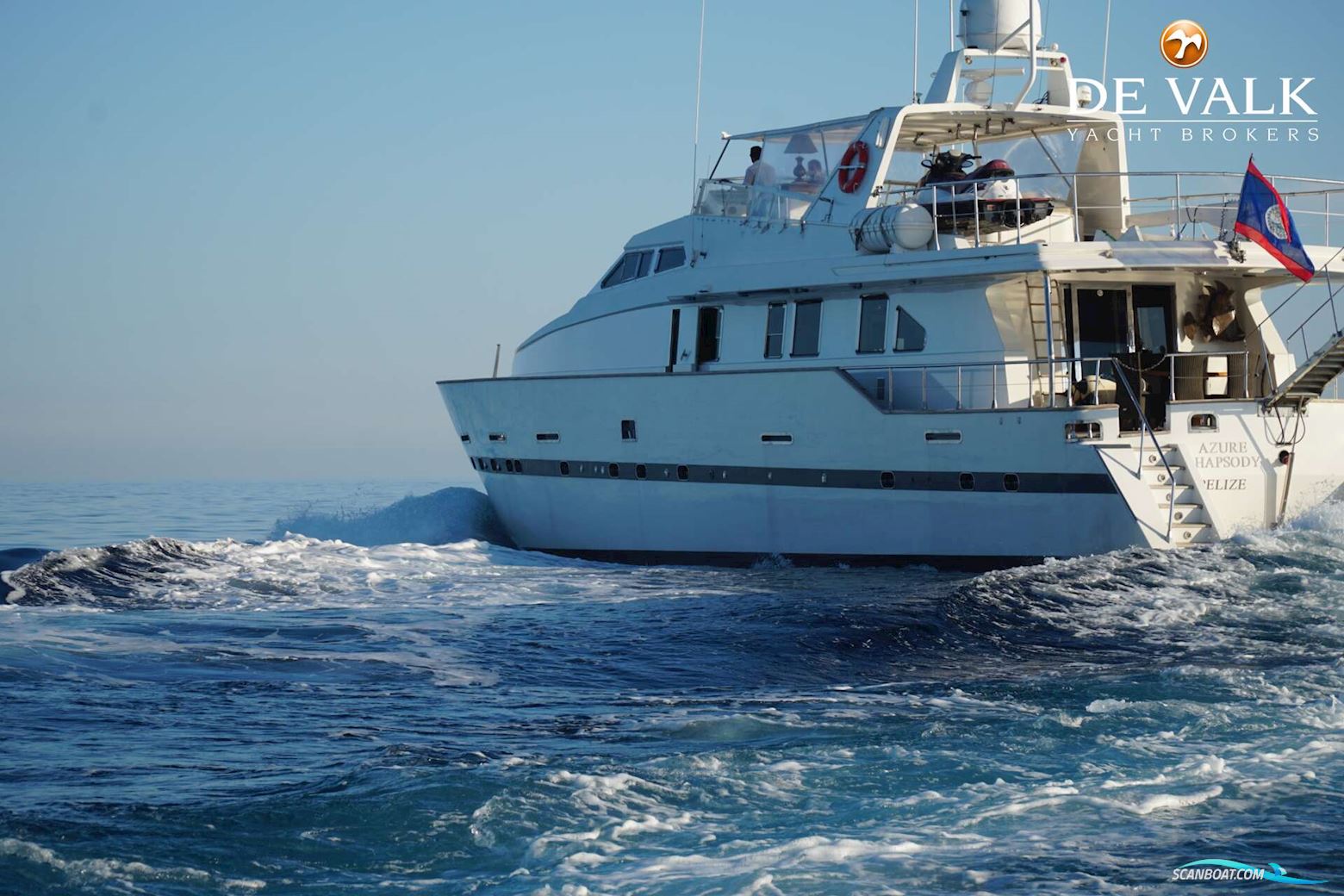 Azimut 90