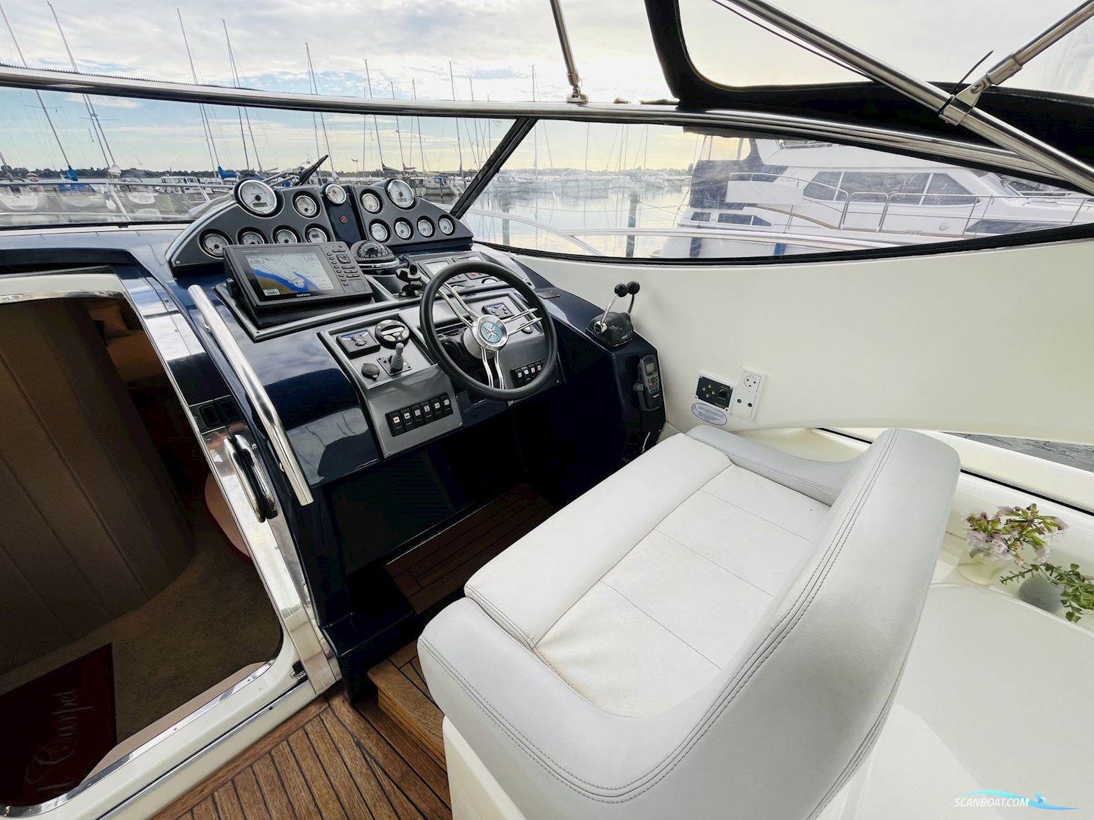 Azimut Atlantis 39