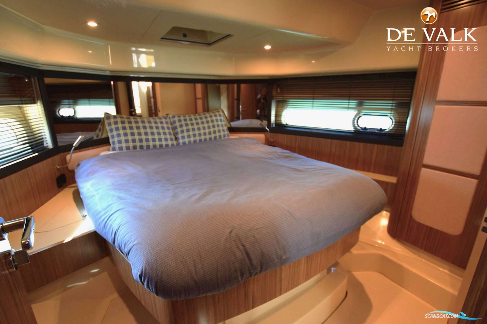 Azimut Magellano 43