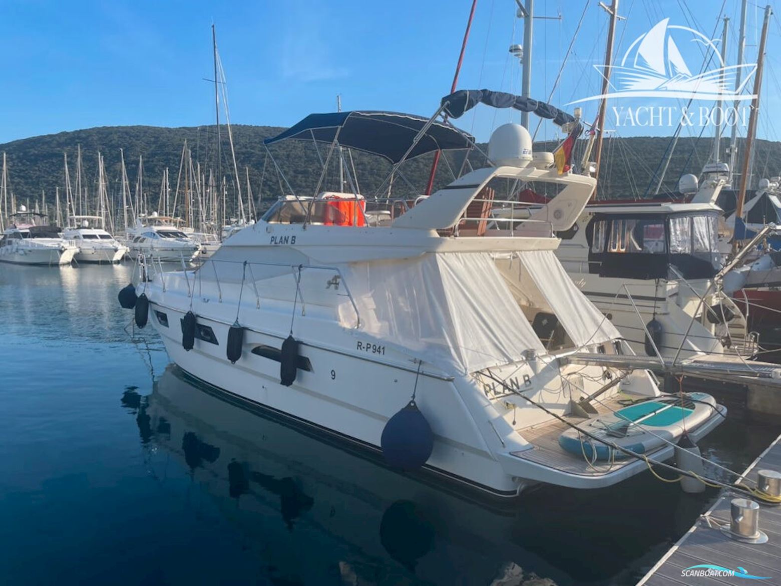 Azimut Yachts 43