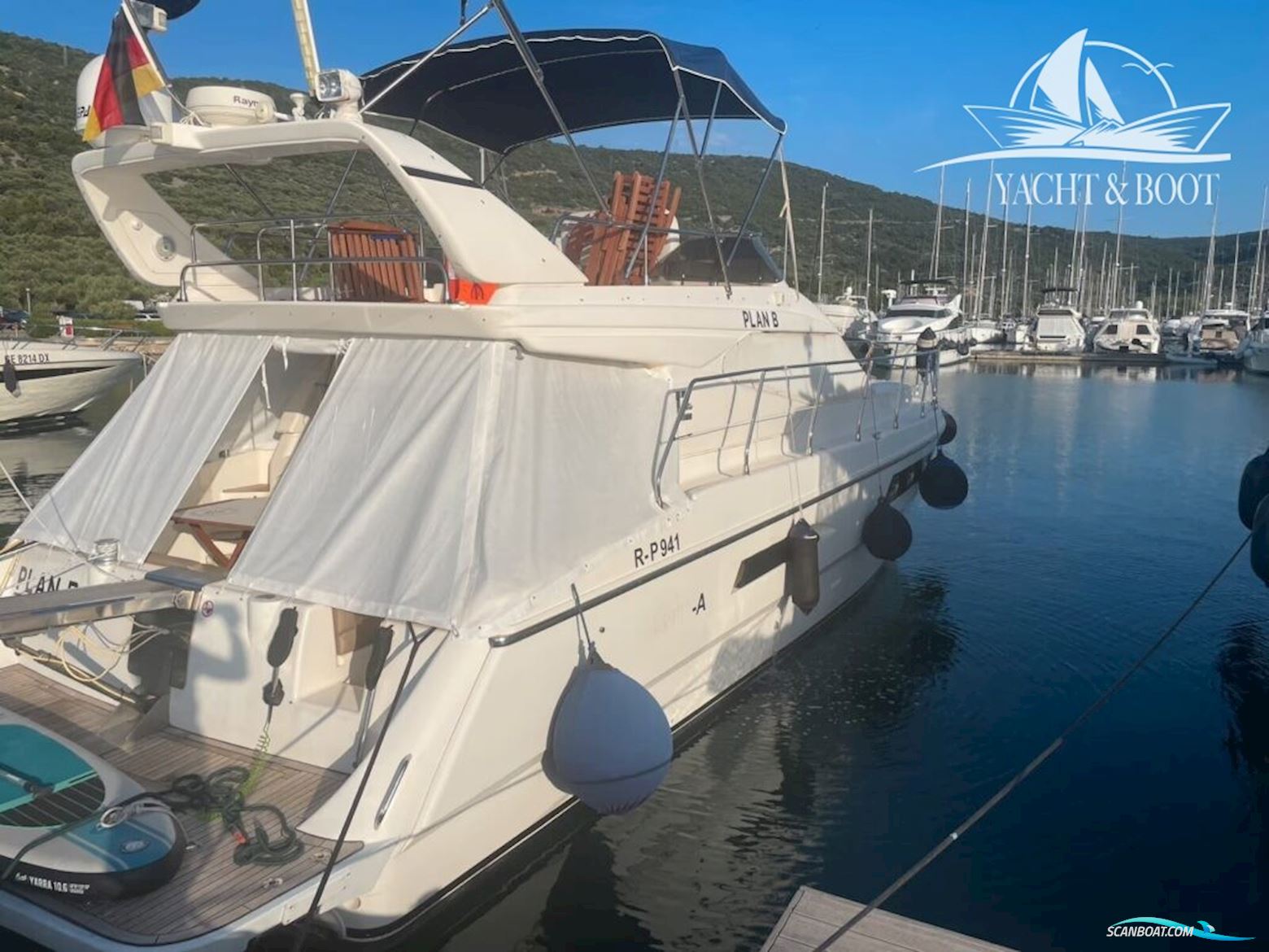 Azimut Yachts 43