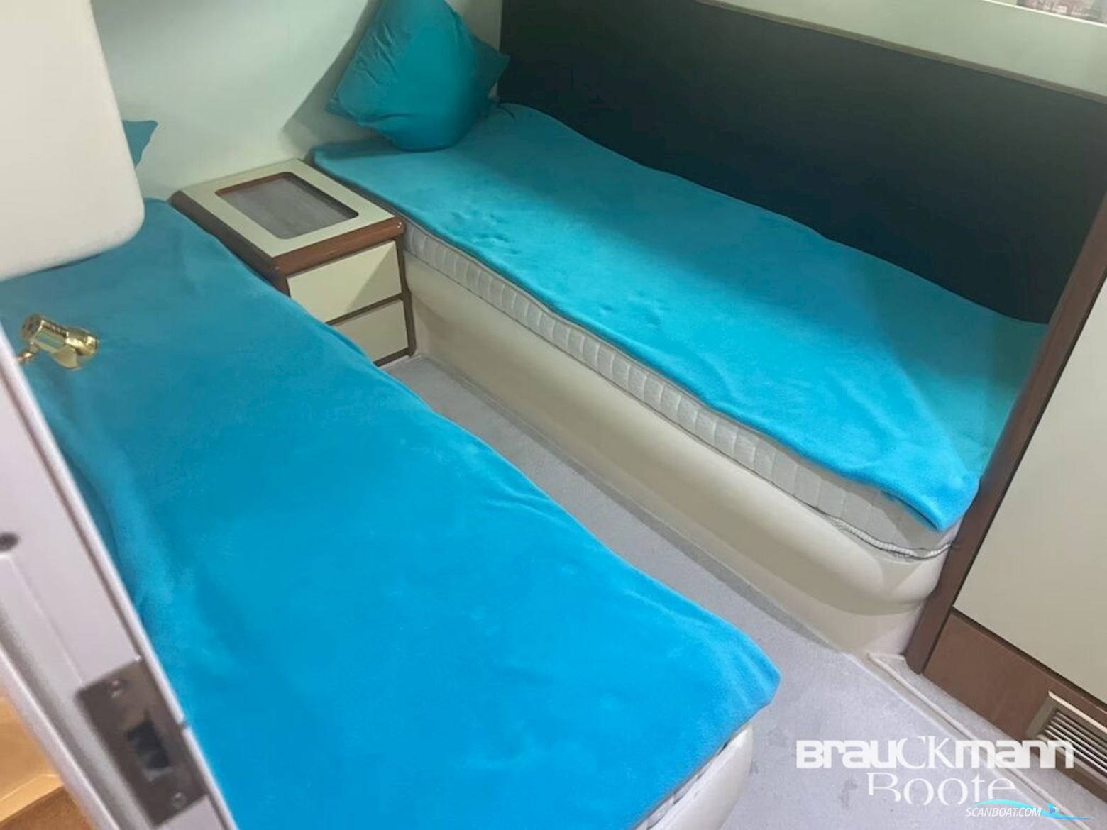 Azimut Yachts Modell