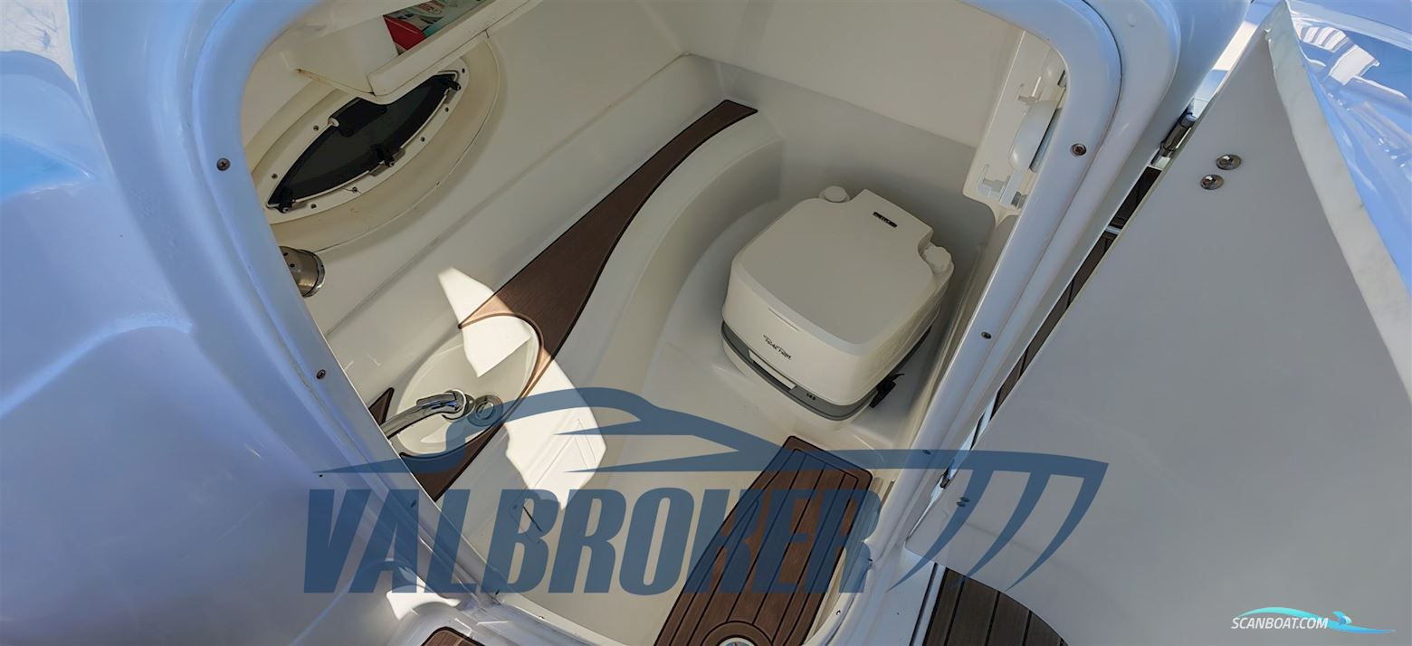 Azure Boats AZ 258 BR