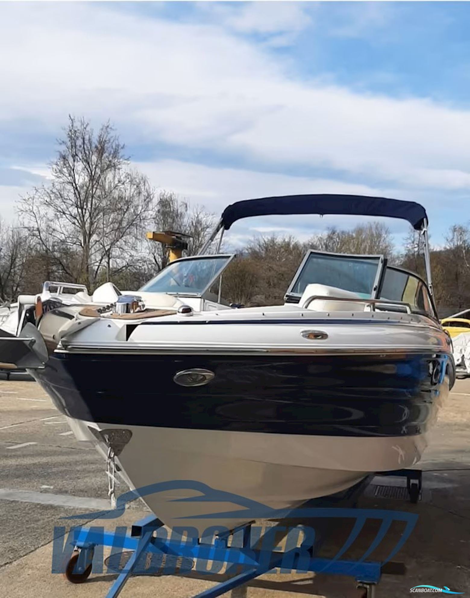 Azure Boats AZ 258 BR