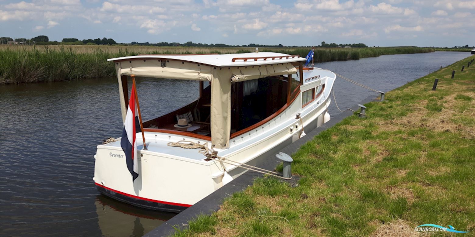 Bakdekker Met Koffer Verlengd Bakdek