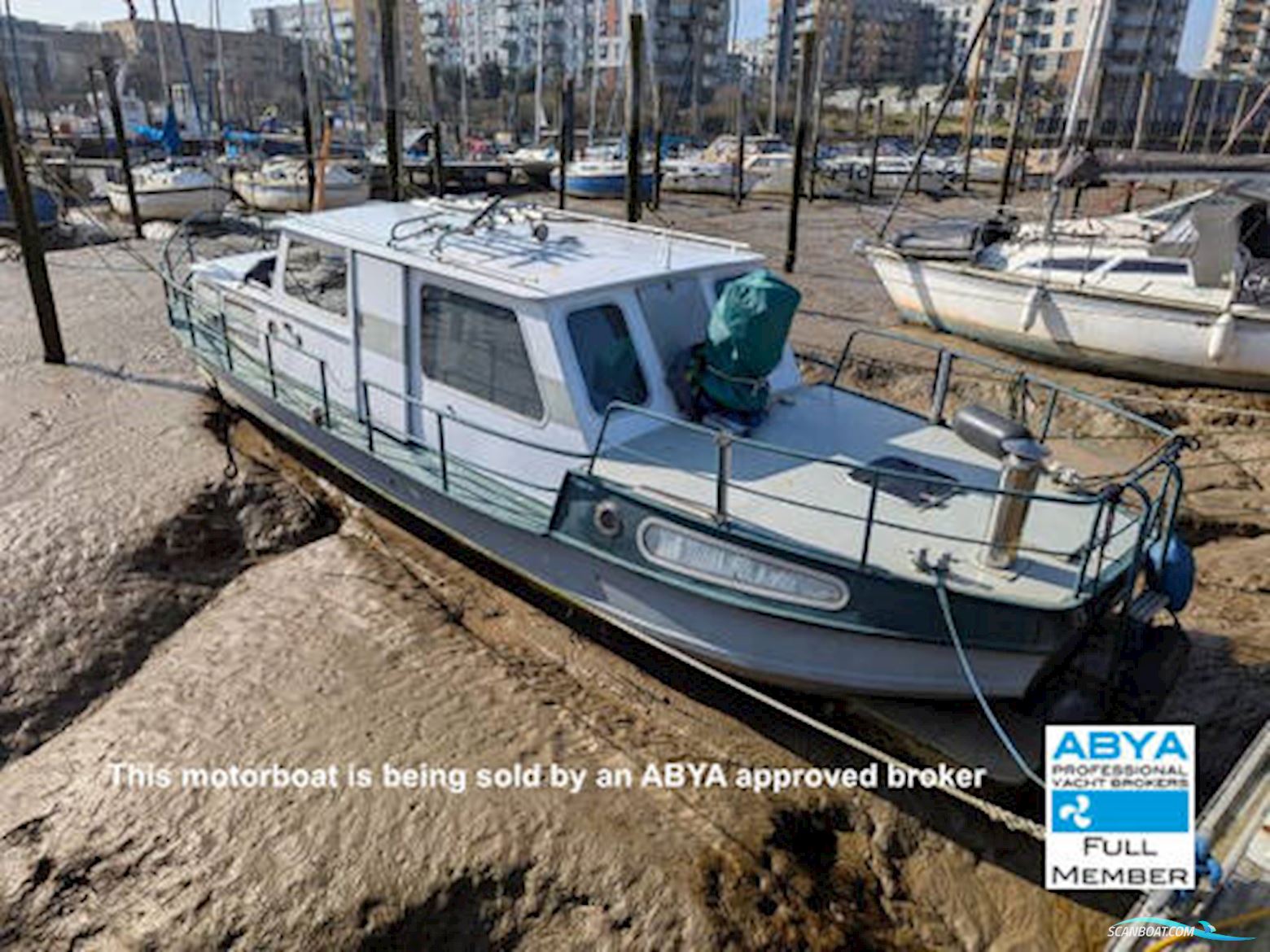 Barge Classic Dutch Motorboot 1956, mit Mercedes Marine motor, England