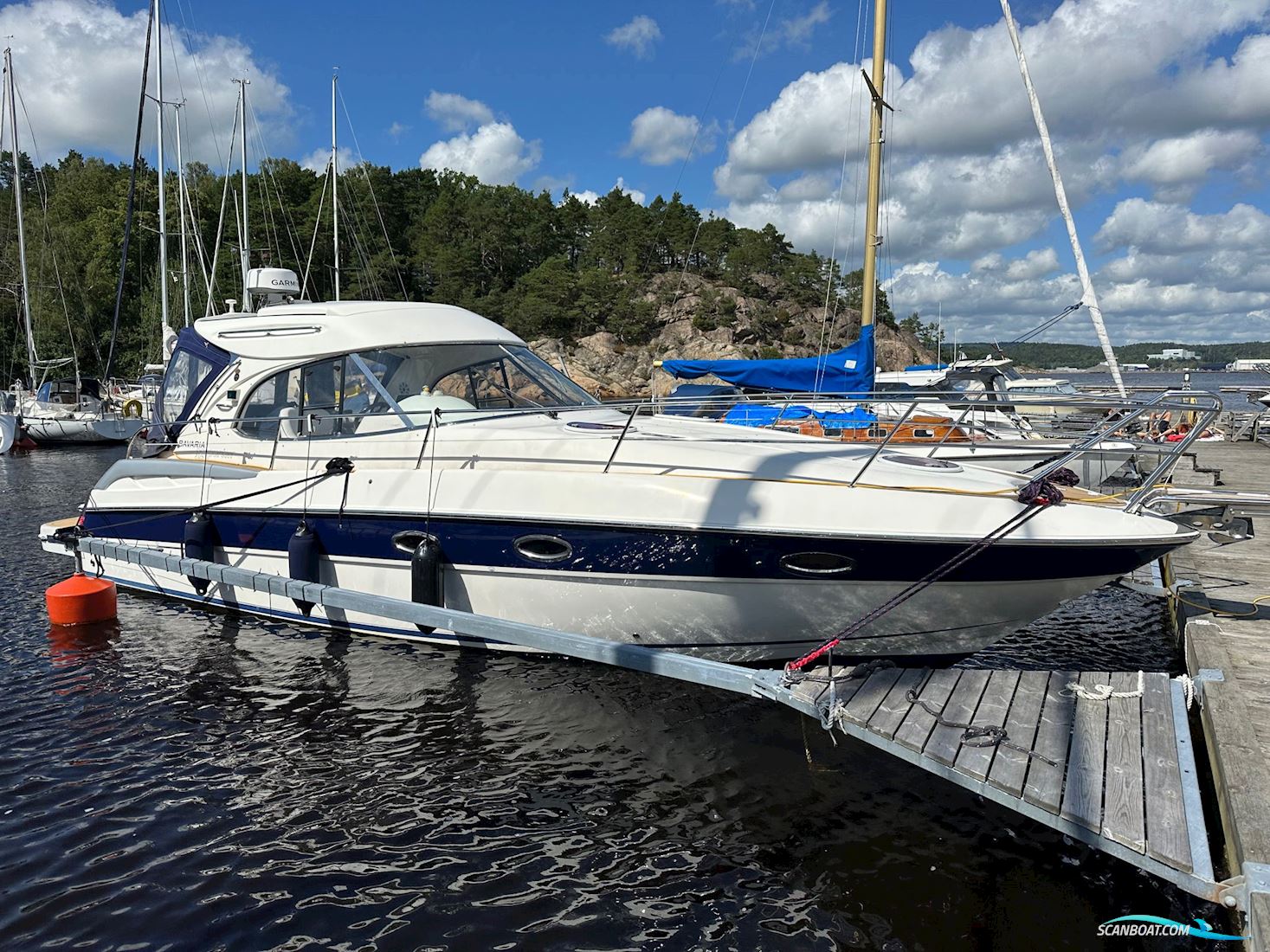 Bavaria 32 HT Motorboot 2006, mit 2 x Volvo Penta 4,3 Gxi motor, Sweden