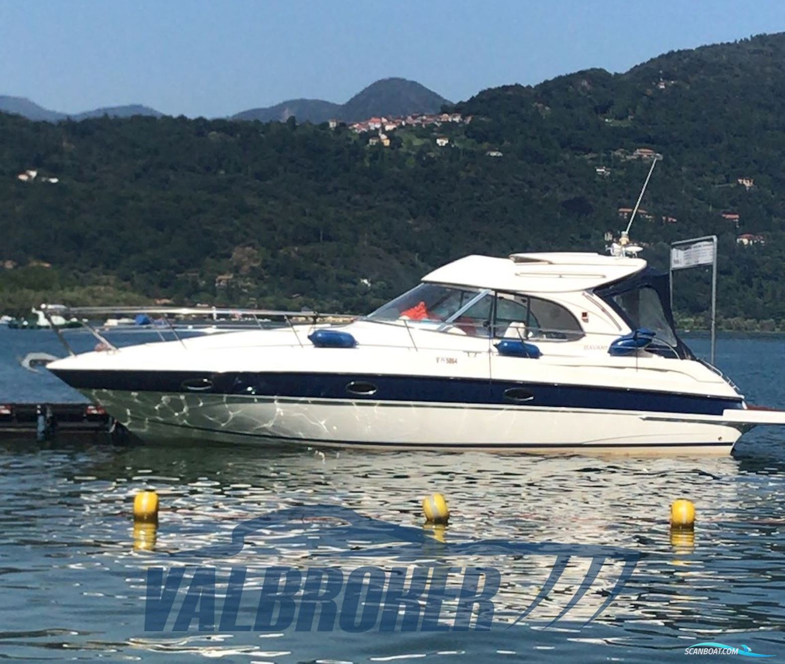 Bavaria 32 Sport Motorboot 2006, mit Volvo Penta D3 190 DP/S motor, Italien