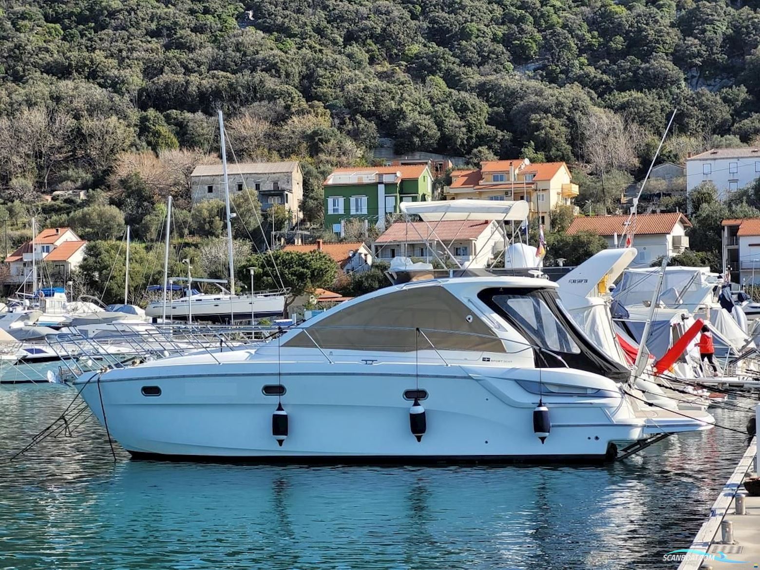 Bavaria 34 Sport HT Motorboot 2011, mit Volvo Penta D3 motor, Kroatien