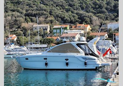 Bavaria 34 SPORT HT Motorboot 2011, mit VOLVO PENTA D3 motor, Kroatien