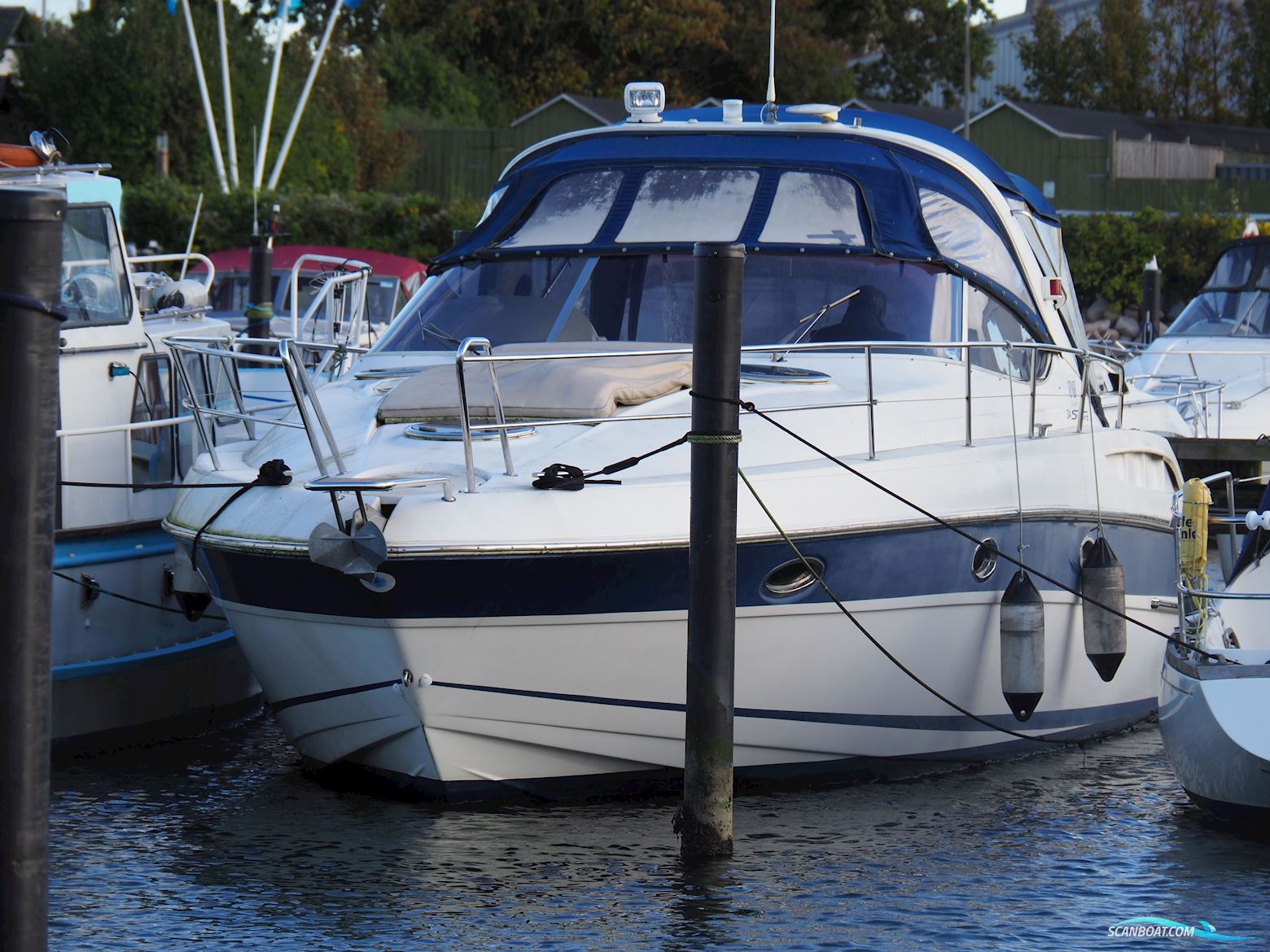 Bavaria 34 Sport Motorboot 2002, mit Volvo Penta motor, Dänemark