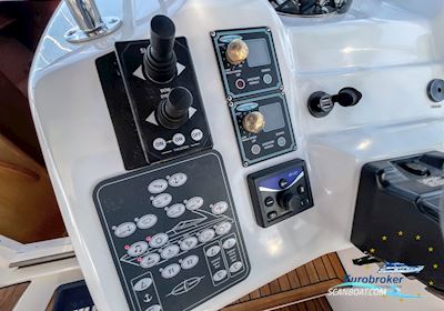 Bavaria 35 Sport Motorboot 2007, mit Volvo Penta D6 motor, Dänemark