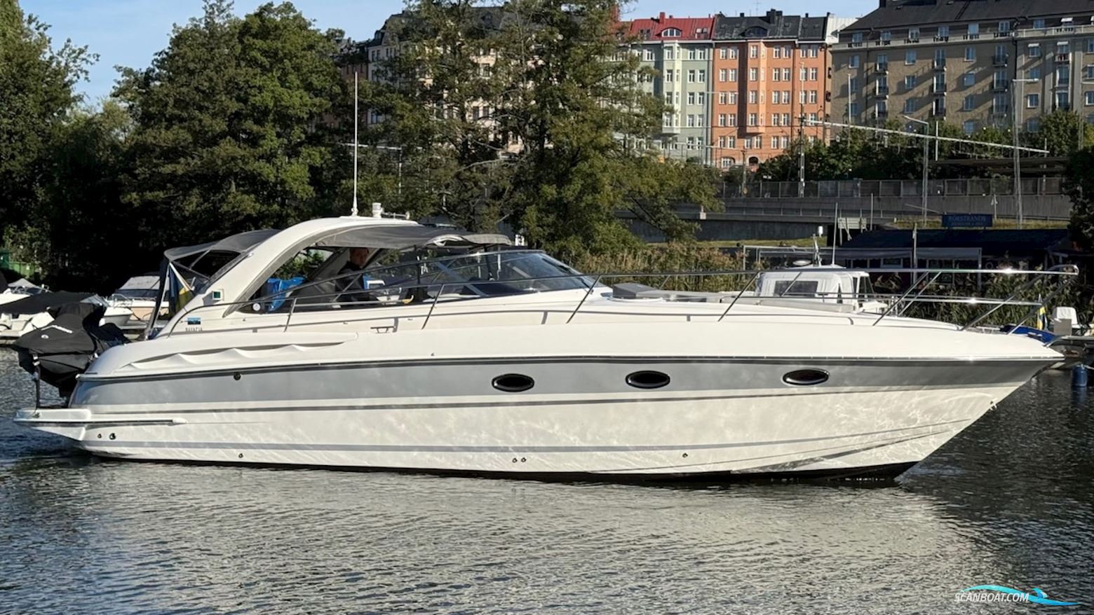 Bavaria 35 Sport Motorboot 2007, mit Volvo Penta motor, Sweden