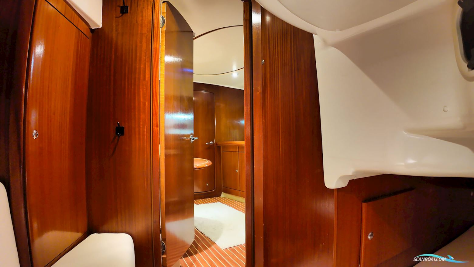 Bavaria 37 HT Hardtop