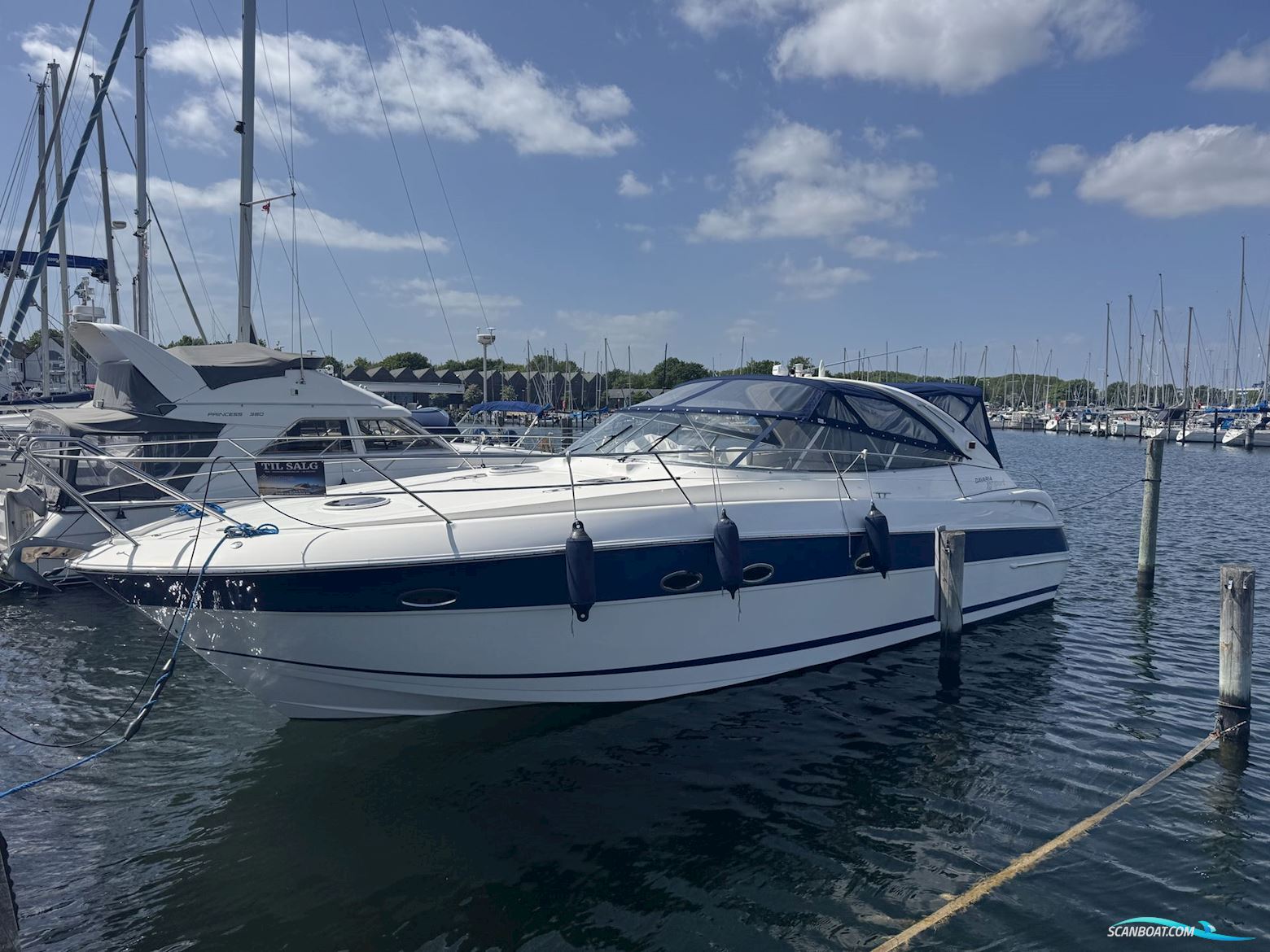 Bavaria 37 Sport Motorboot 2008, mit Volvo Penta DS6-330 motor, Dänemark