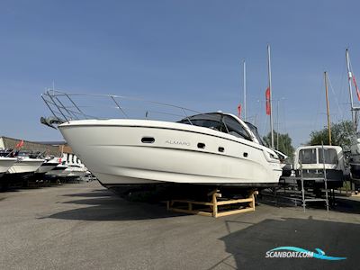 Bavaria 38 Sport Motorboot 2010, Niederlande