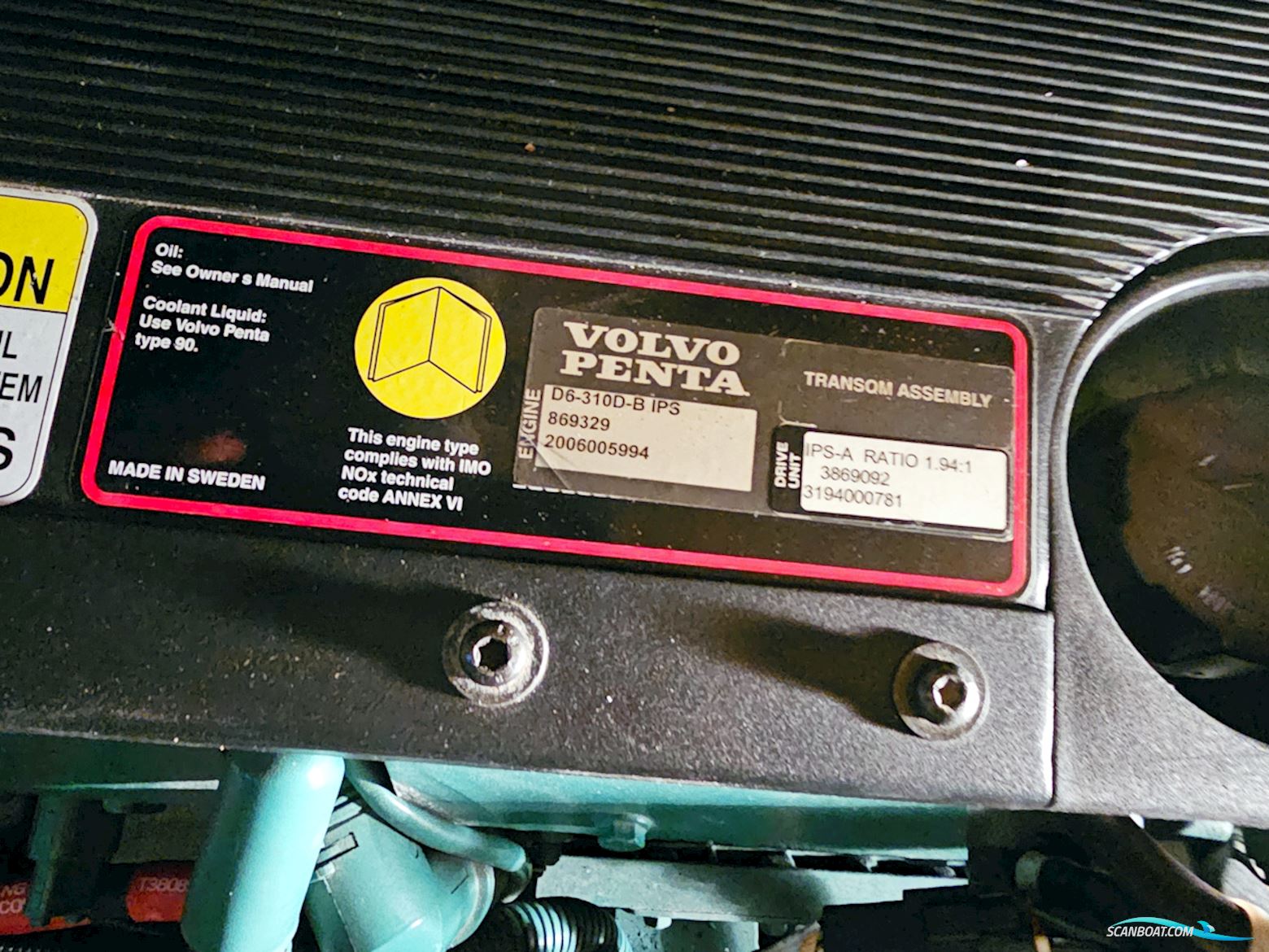 Bavaria 38 Sport Volvo Penta IPS-400 Joystick control