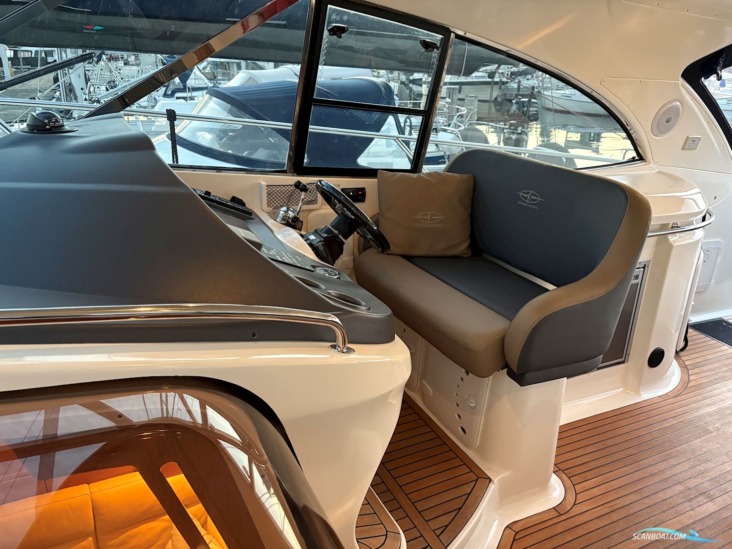 Bavaria 42 HT