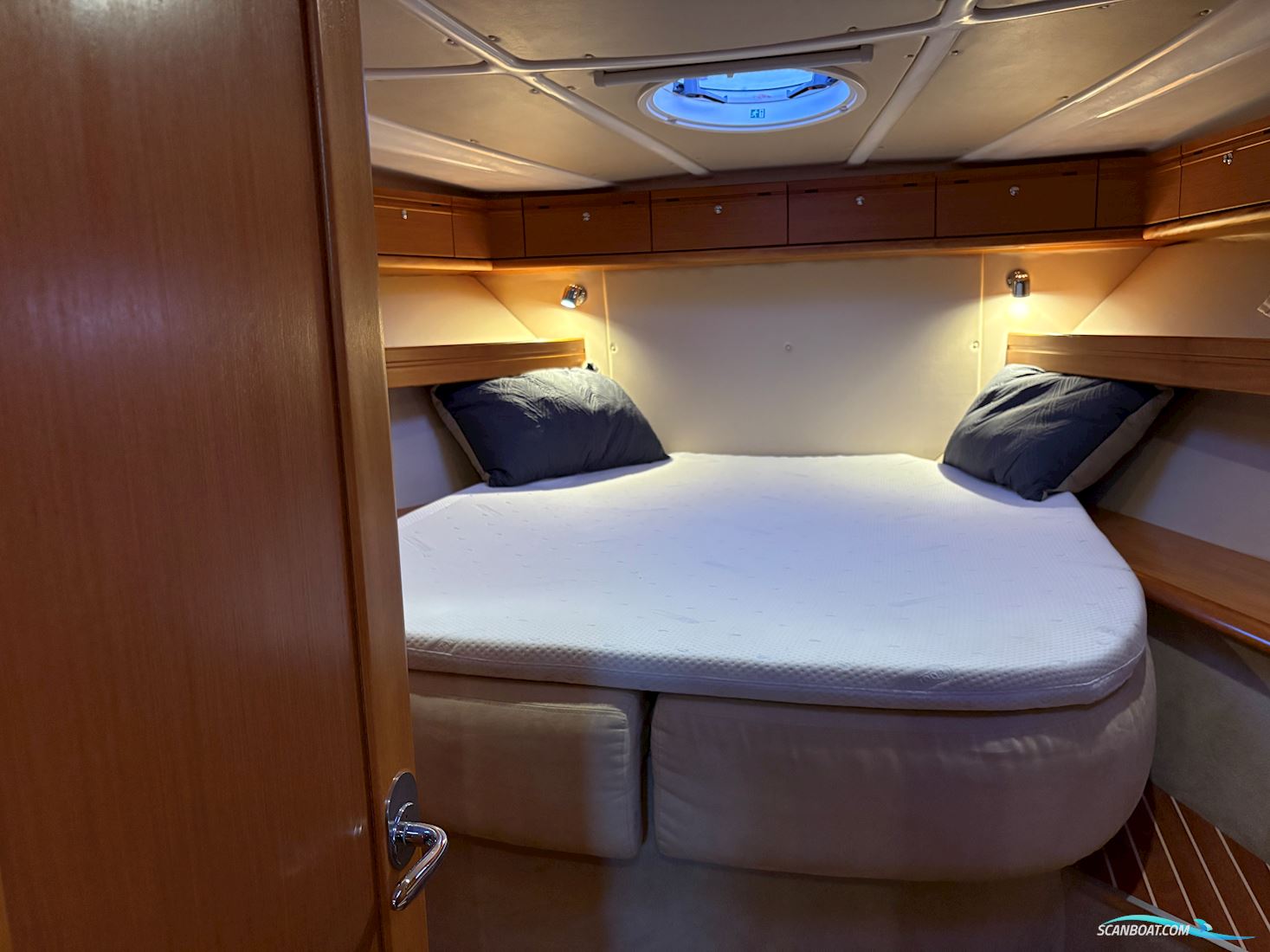 Bavaria 42 HT