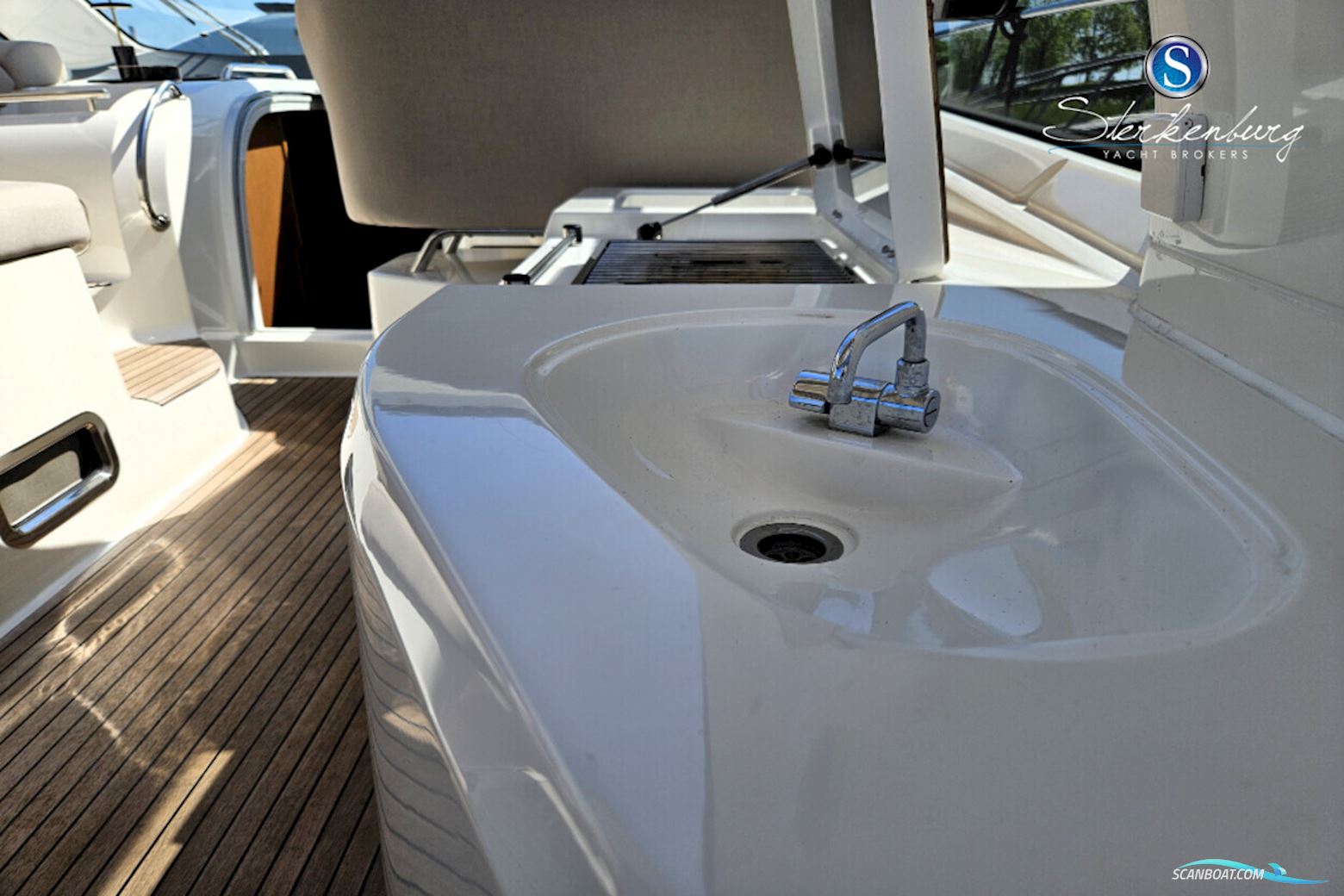 Bavaria 43 HT