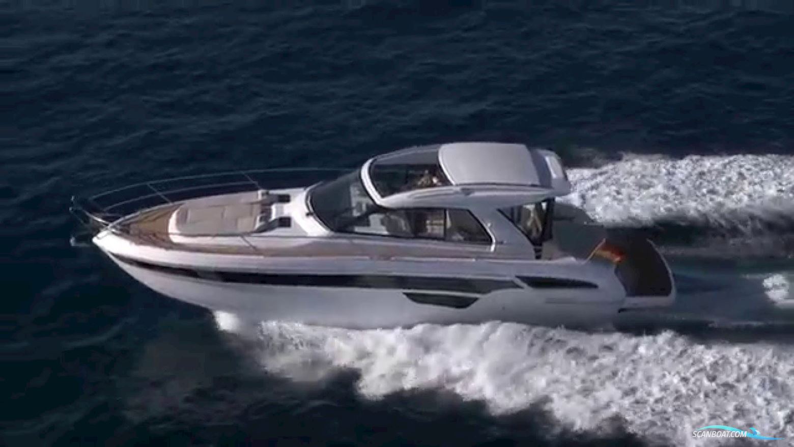 Bavaria 450 SC Motorboot 2016, mit Volvo Penta D 6-435 motor, Kroatien