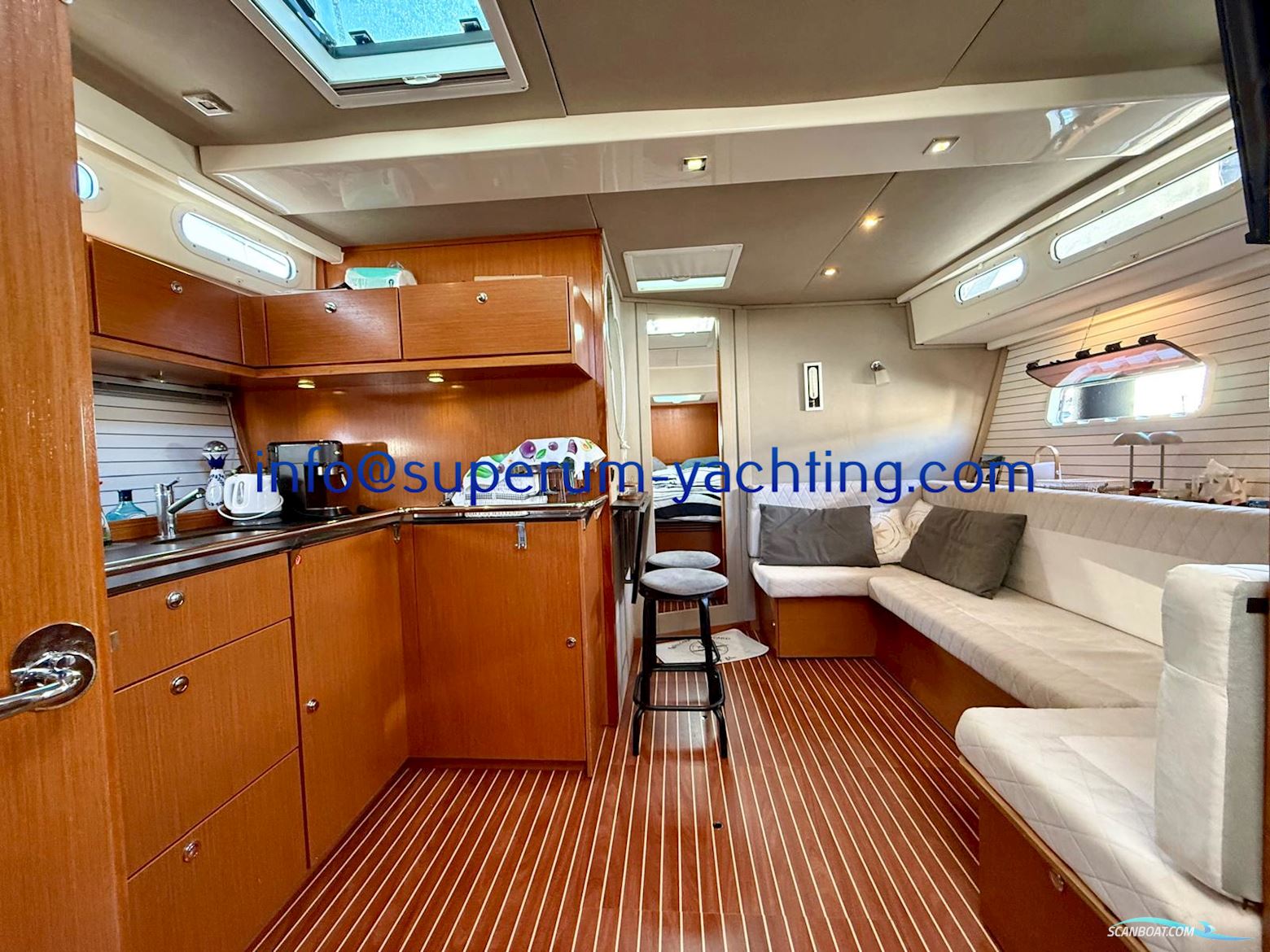 Bavaria Deep Blue 46