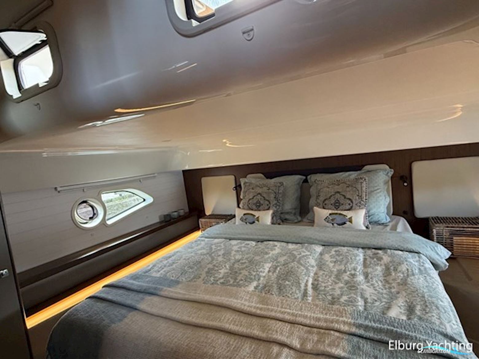 Bavaria E40 Flybridge