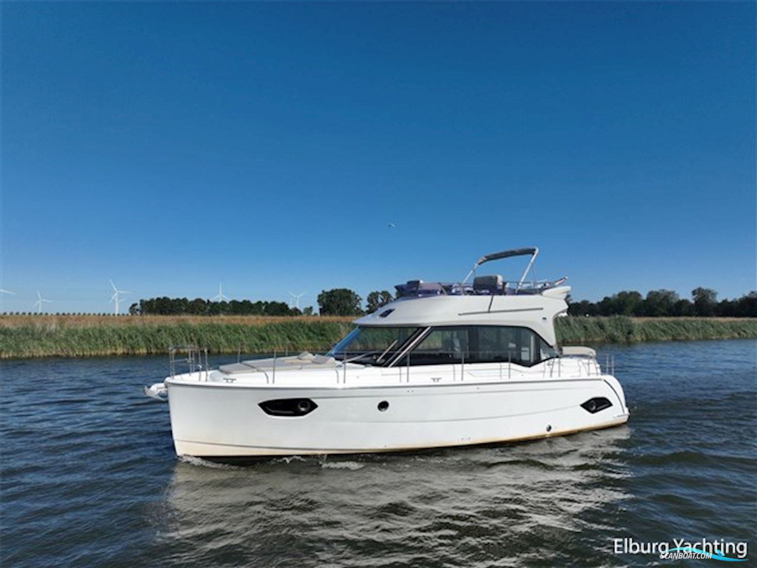 Bavaria E40 Flybridge