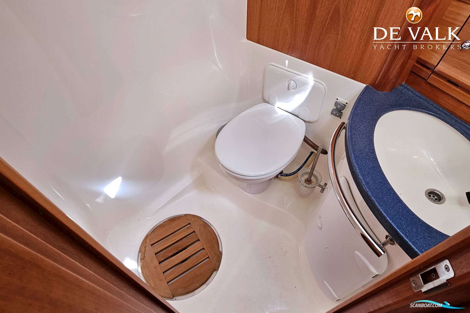 Bavaria Motor Boats 42 Sport