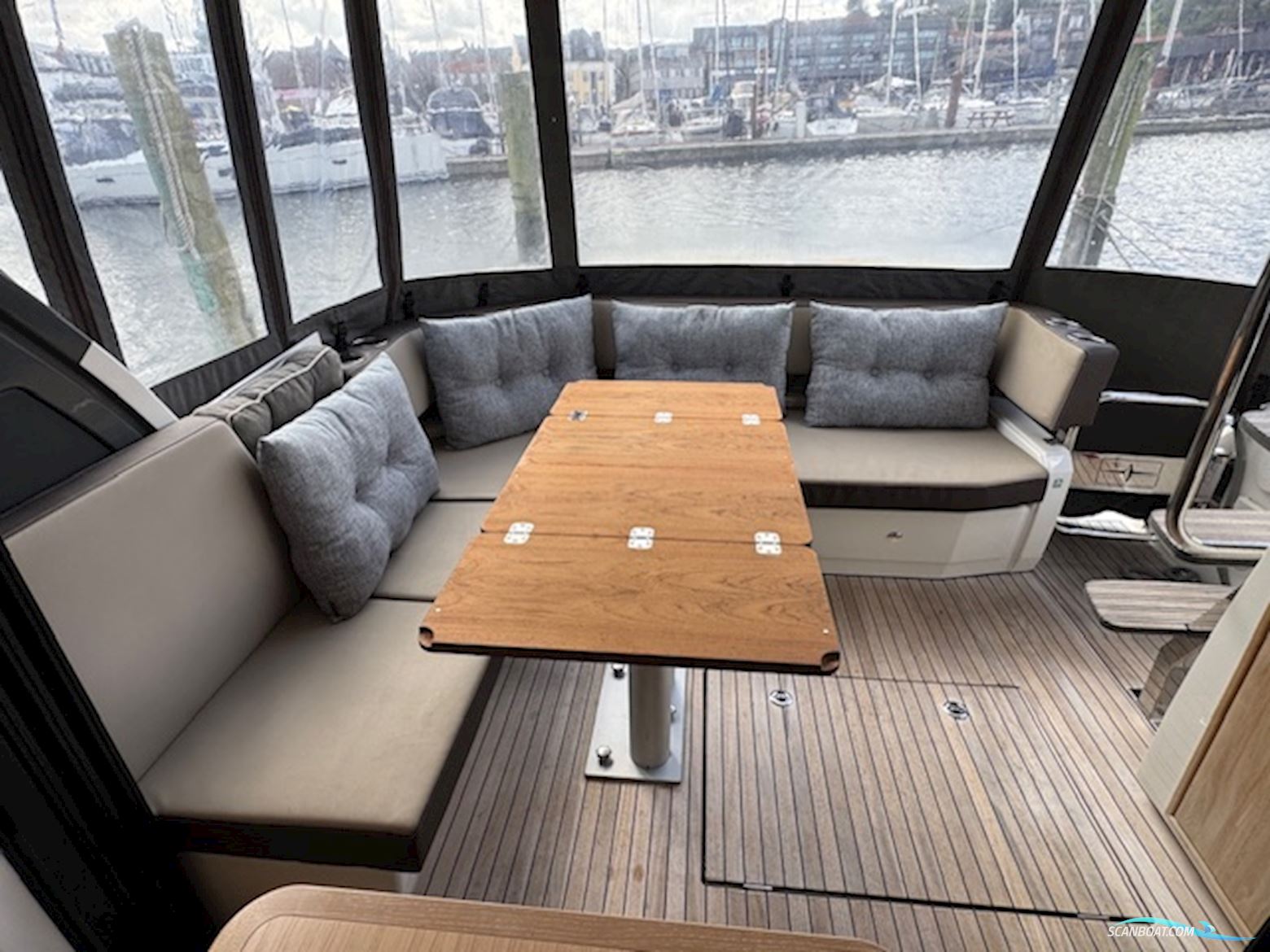 Bavaria R 40 Fly m/ Joystck