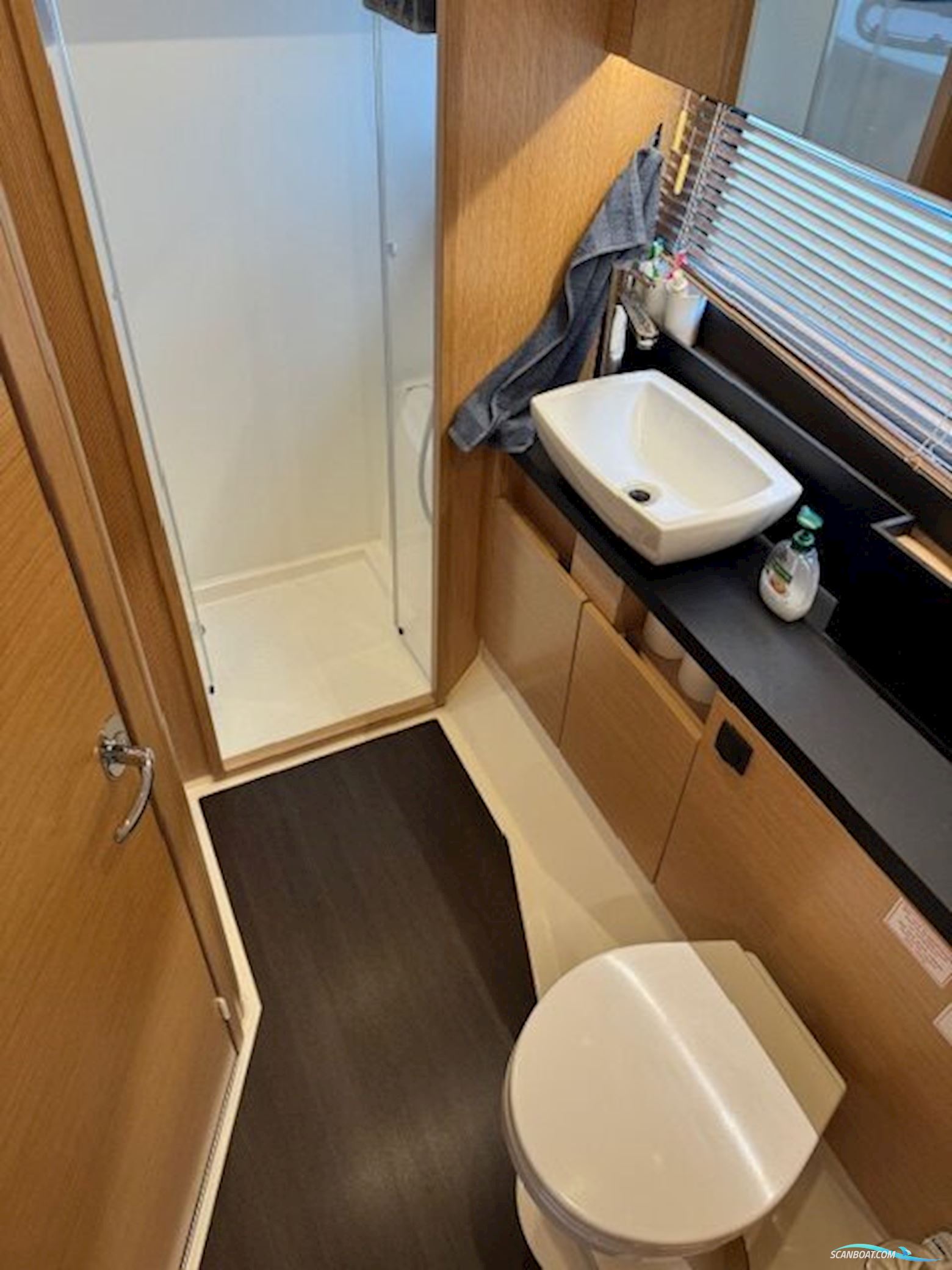 Bavaria R 40 Fly m/ Joystck