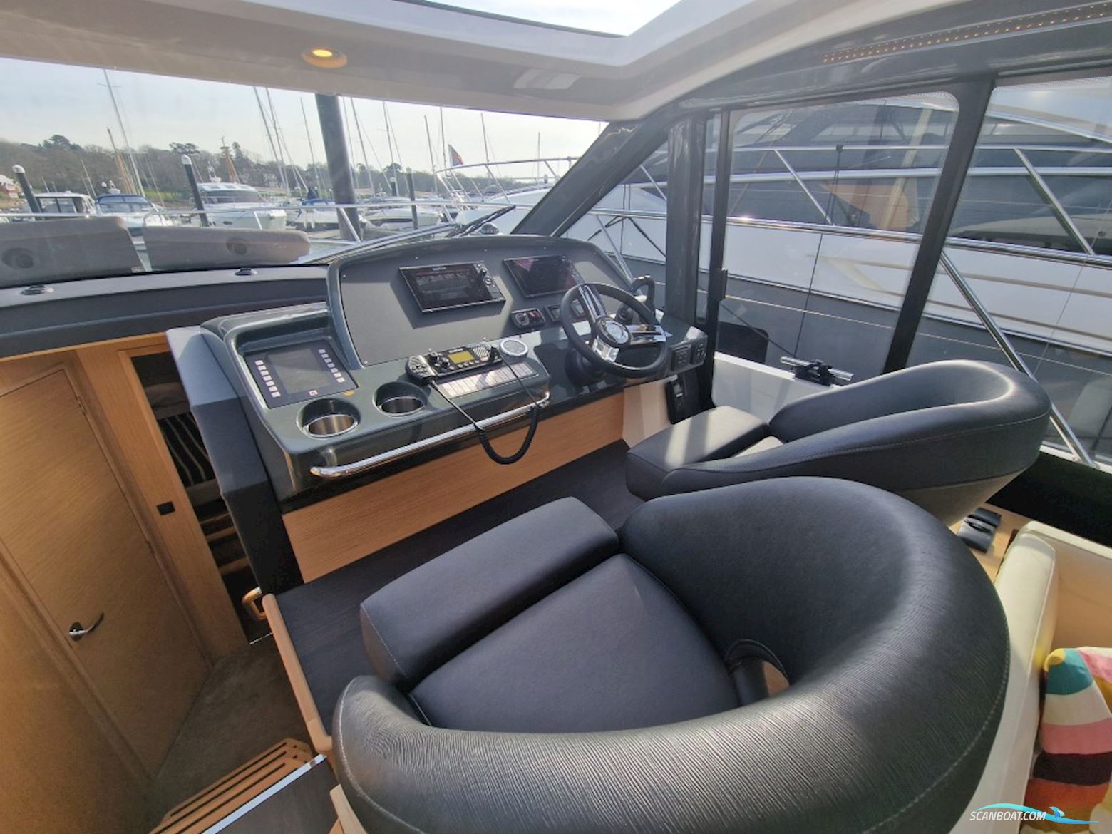 Bavaria R40 Coupe