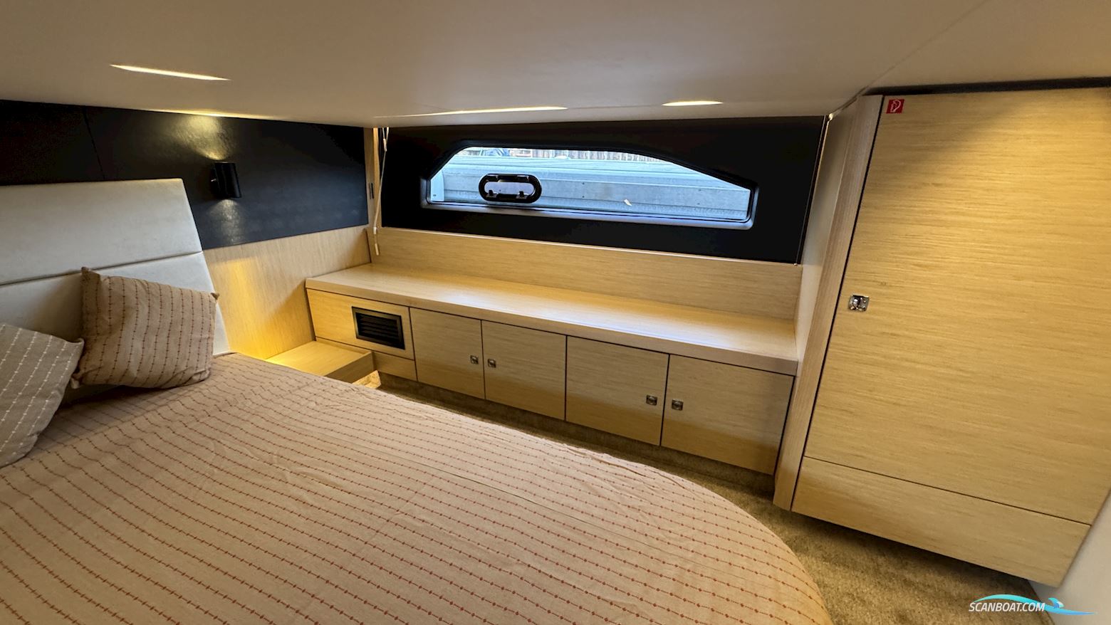 Bavaria R40 Coupe
