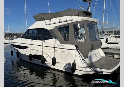 Bavaria R40 Fly Motorboot 2023, mit Volvo Penta motor, England