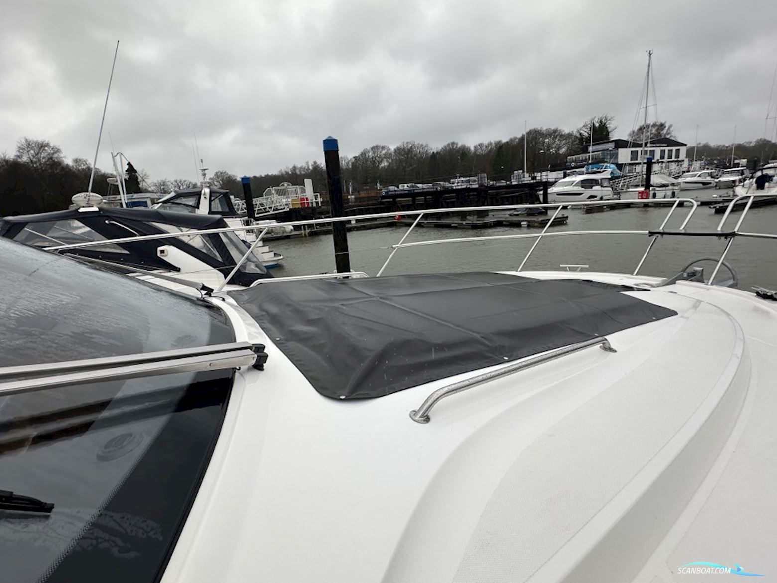 Bavaria R40 Fly