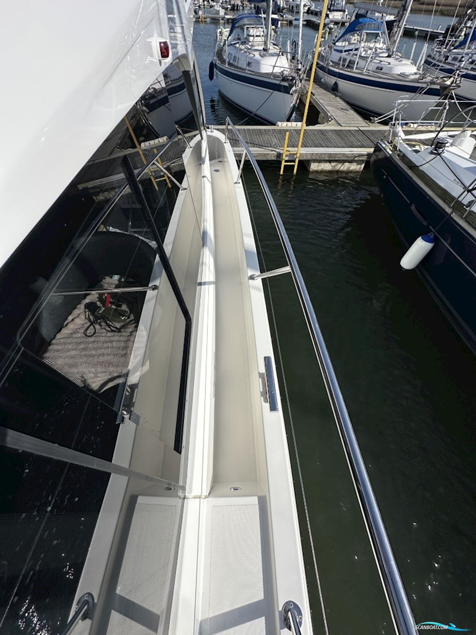 Bavaria R40