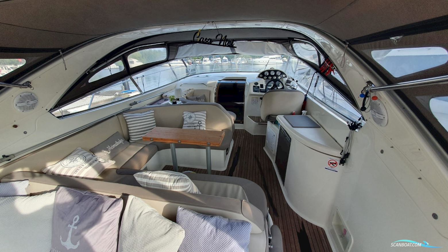 Bavaria S 37