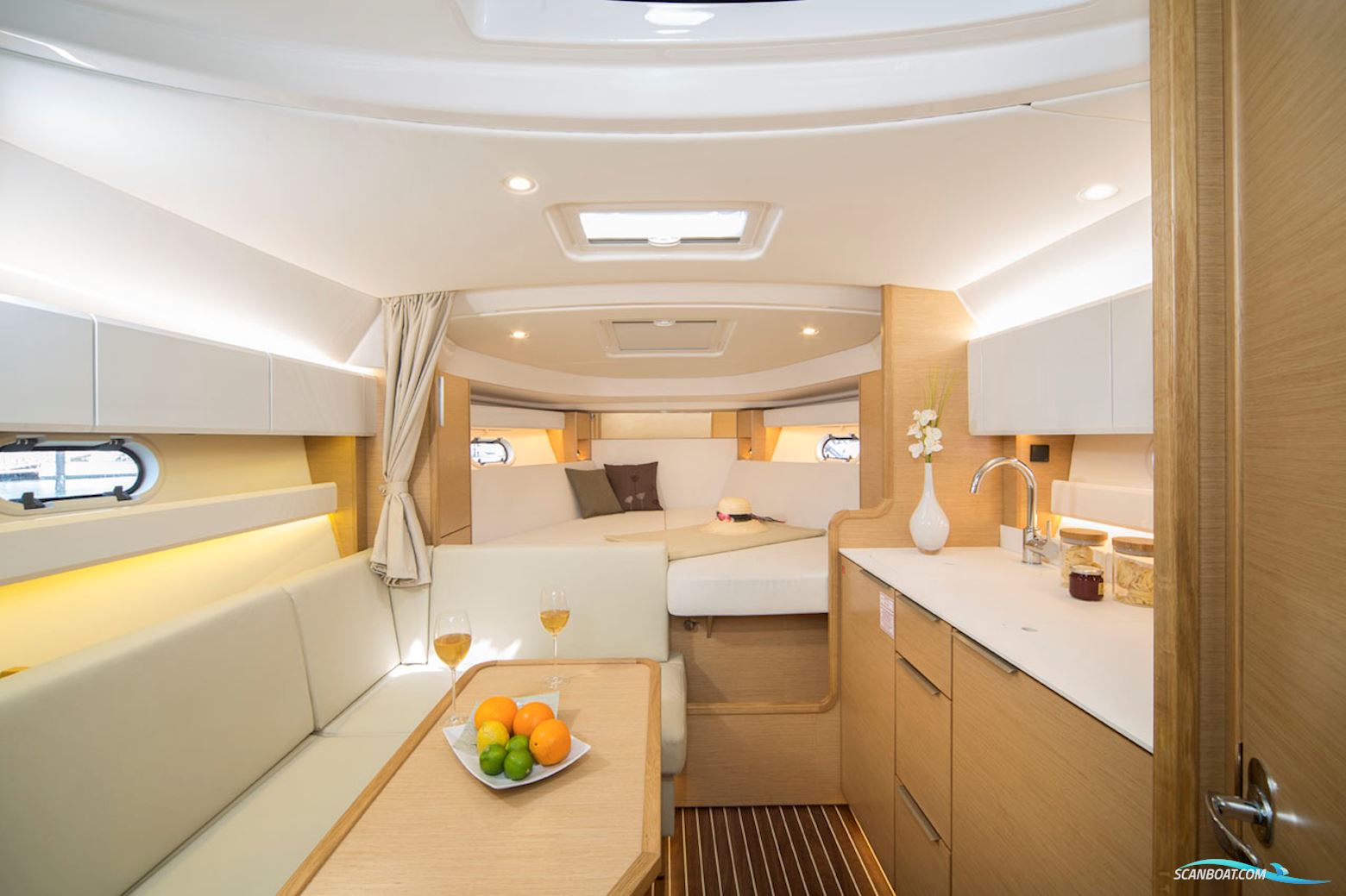 Bavaria S33 HT