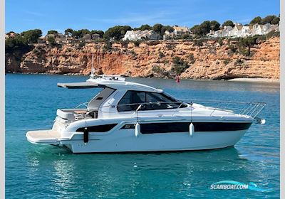 Bavaria S33 HT Motorboot 2023, mit Volvo Penta motor, Spanien