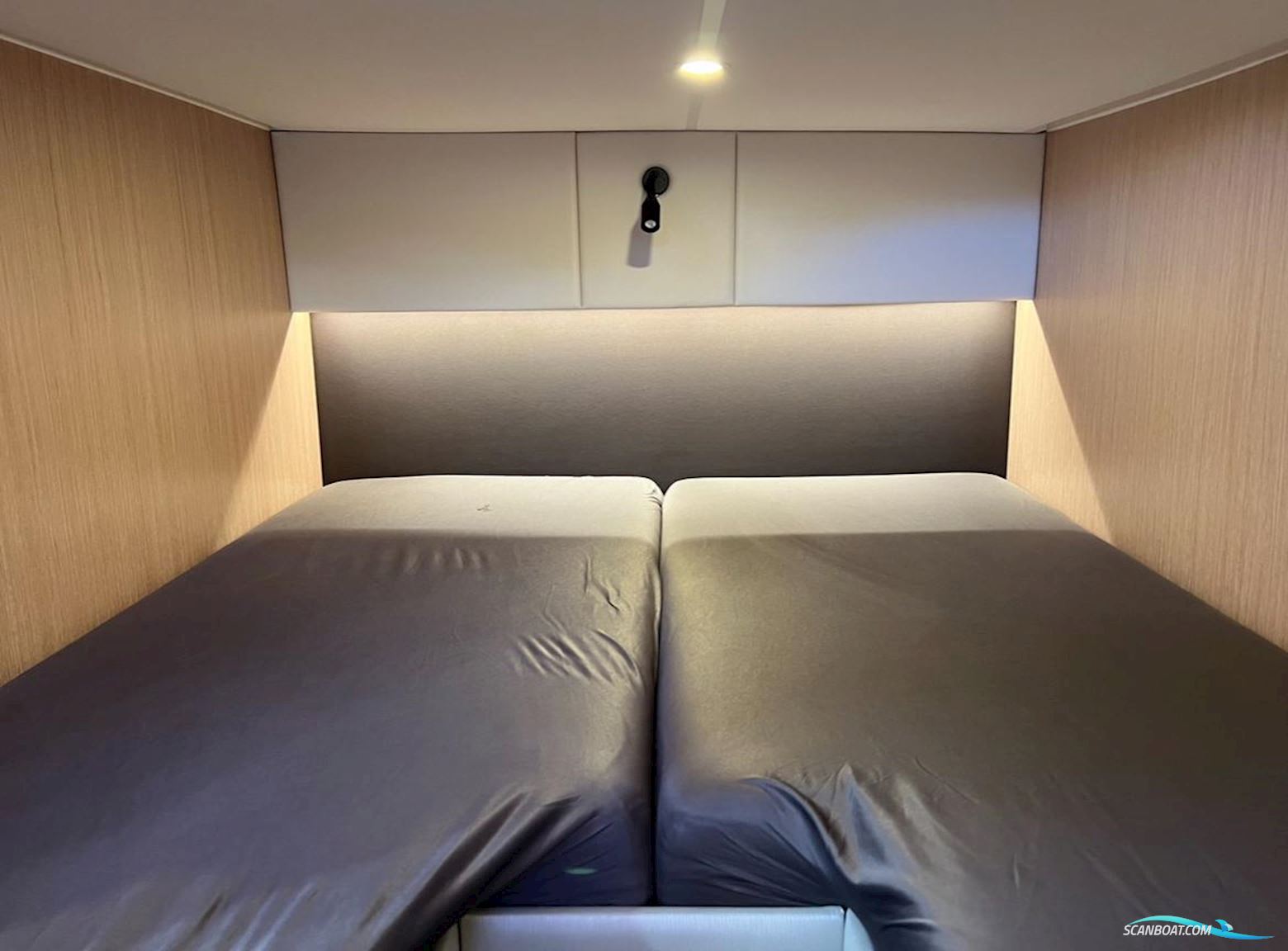 Bavaria S33 HT