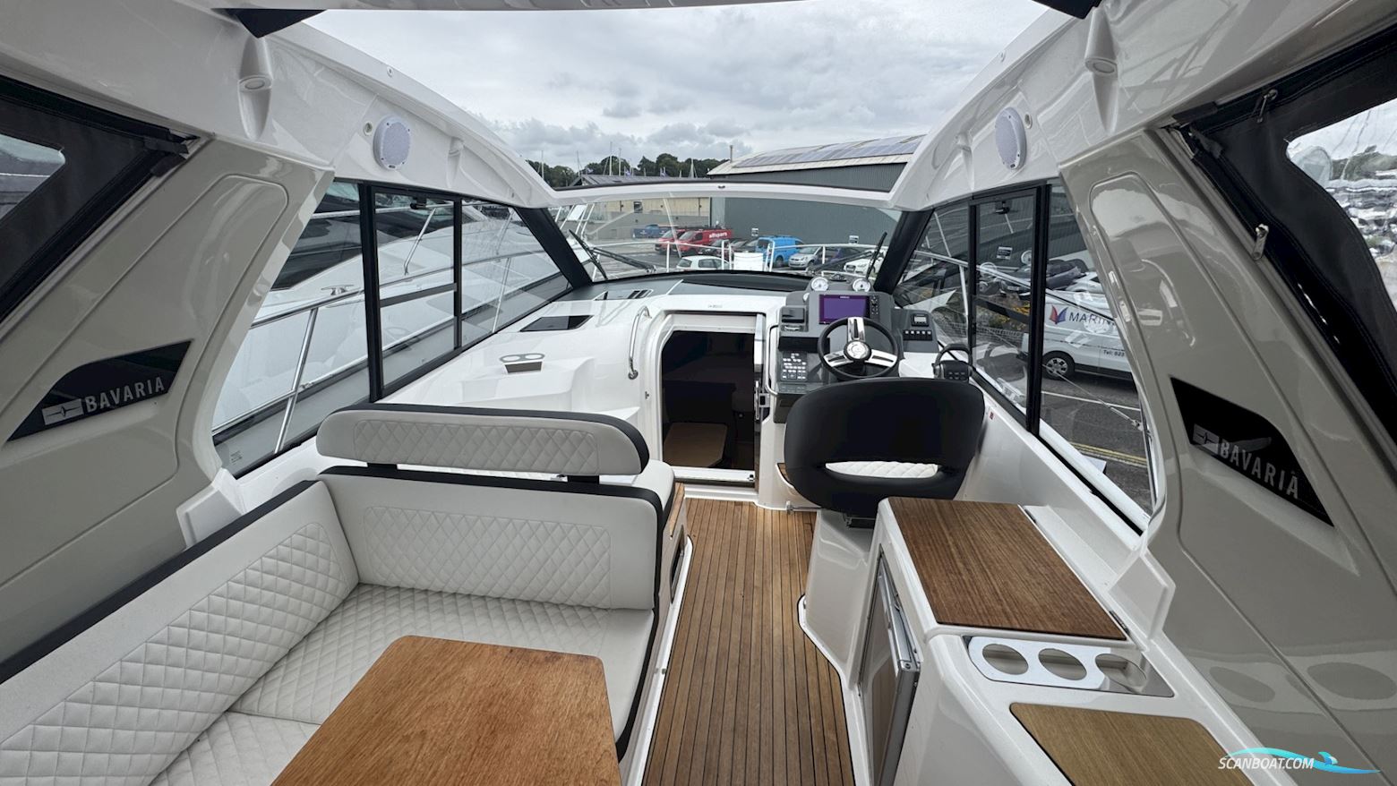 Bavaria S33HT