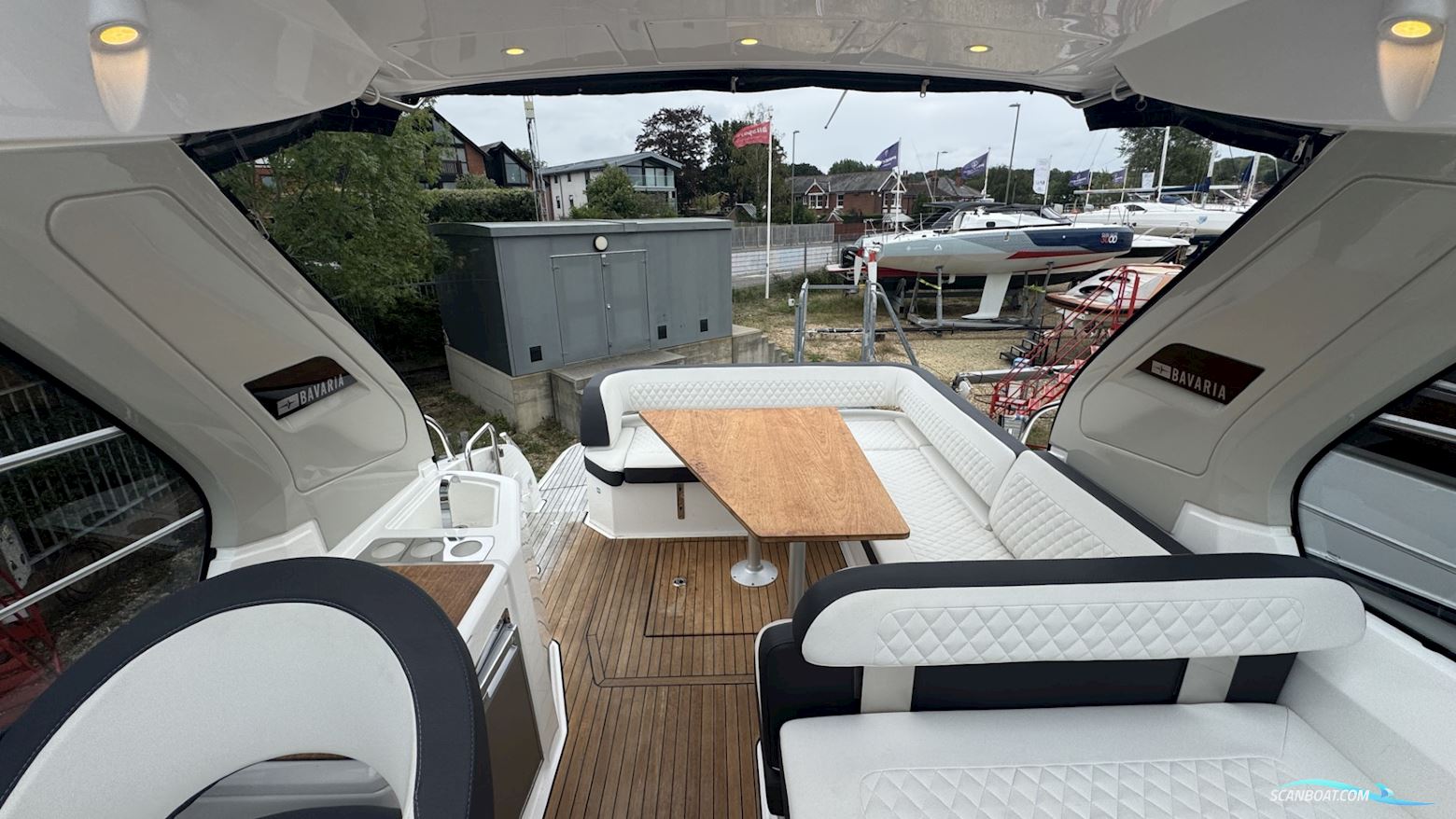 Bavaria S33HT