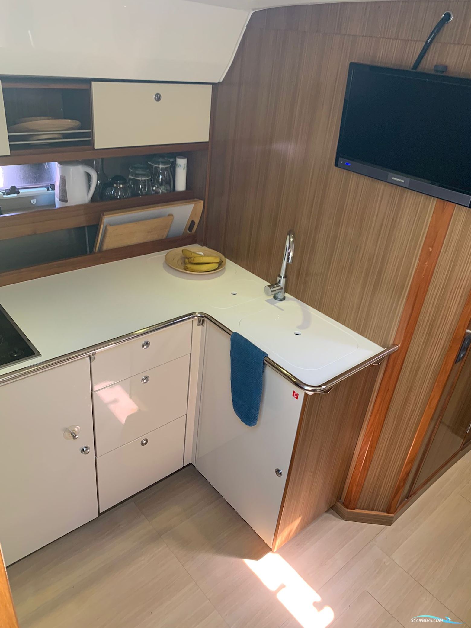 Bavaria Sport 43 Hard Top