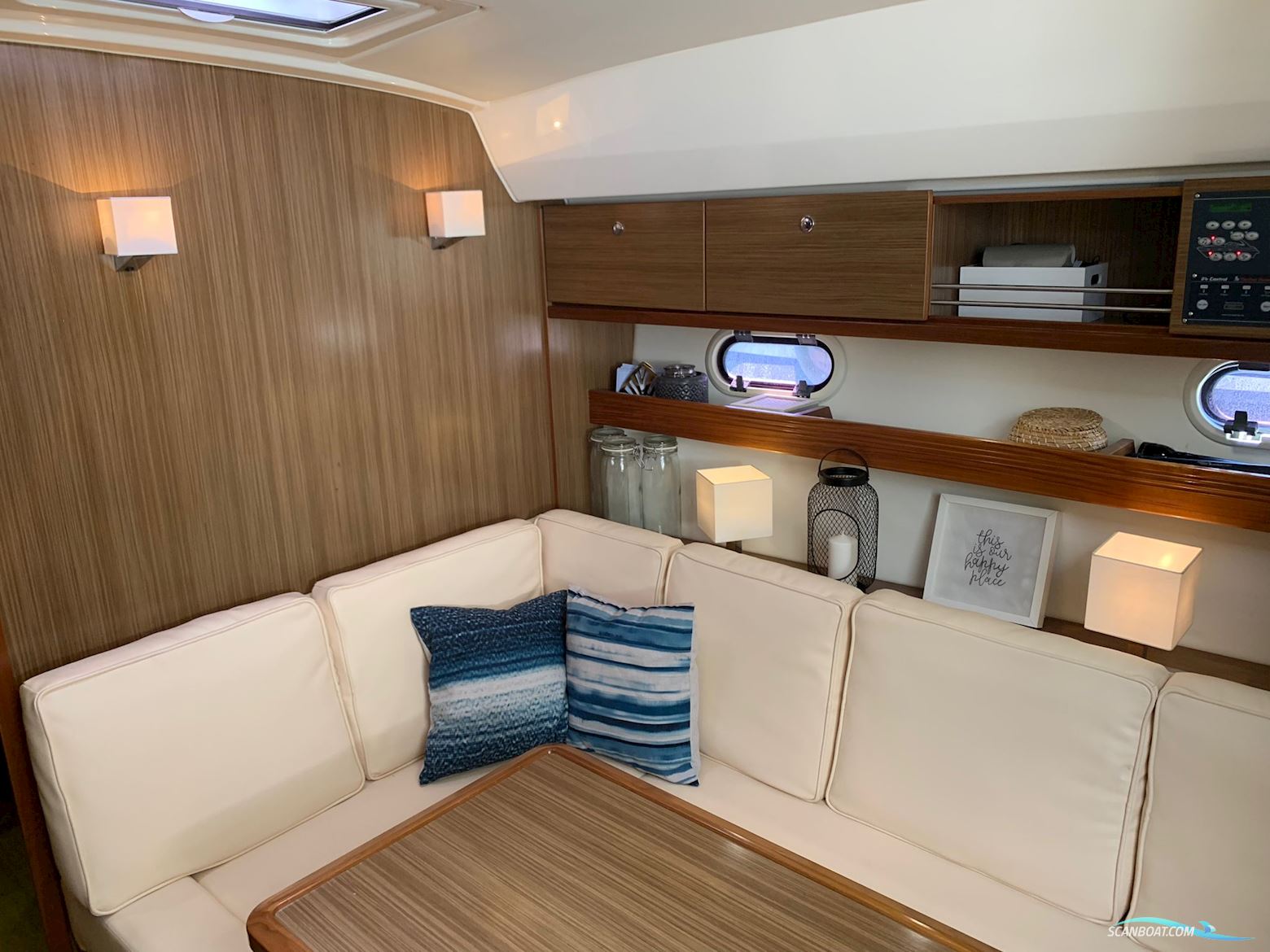 Bavaria Sport 43 Hard Top