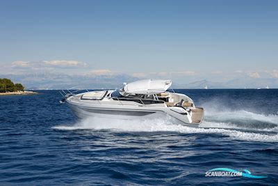 Bavaria SR33 Open Motorboot 2025, mit Volvo Penta motor, England