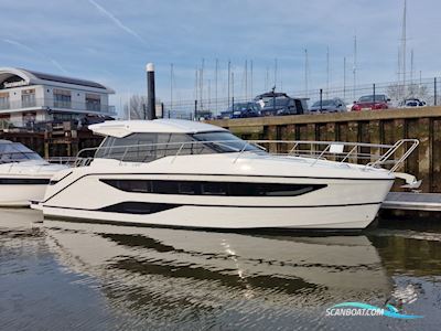 Bavaria SR36HT Motorboot 2023, mit Volvo Penta motor, Spanien