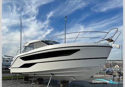 Bavaria SR38 HT Motorboot 2024, mit Volvo motor, Spanien