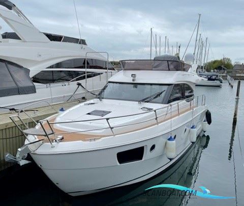 Bavaria Virtess 420 Fly Super Motorboot 2013, mit Volvo Penta D6-400 motor, Dänemark