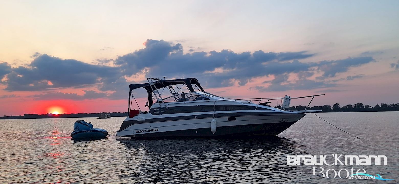 Bayliner (US) Bayliner (US) 2655 Cierra