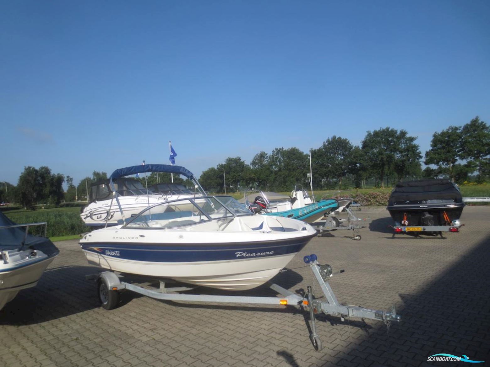 Bayliner  185 Capri Bowrider